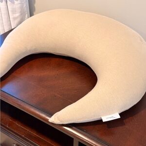 Snuggle me feeding and support pillow with birch color organic cotton cover